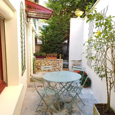 La Maison Du Petit Lavoir *